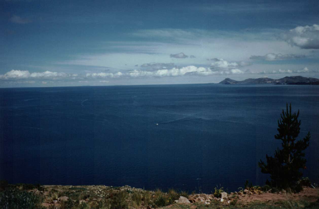 05Titicaca.jpg (57538 bytes)