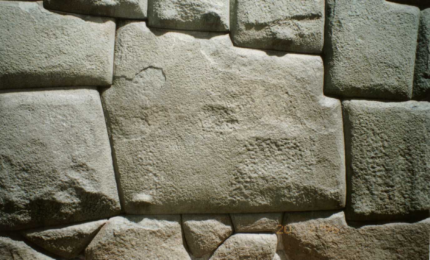 06DozeAngulos.jpg (140592 bytes)
