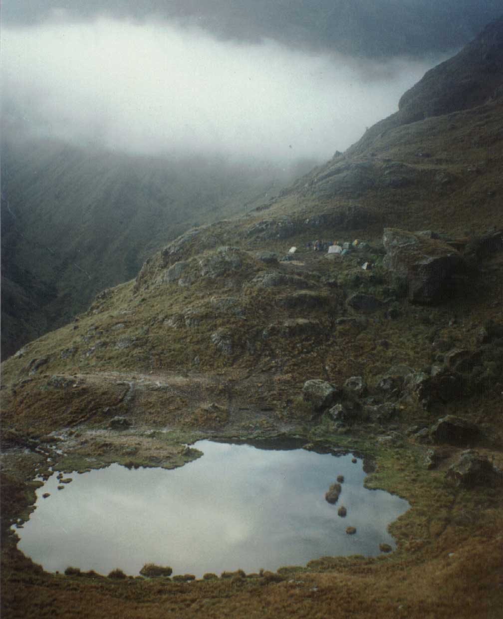 15Acampamento.jpg (91250 bytes)