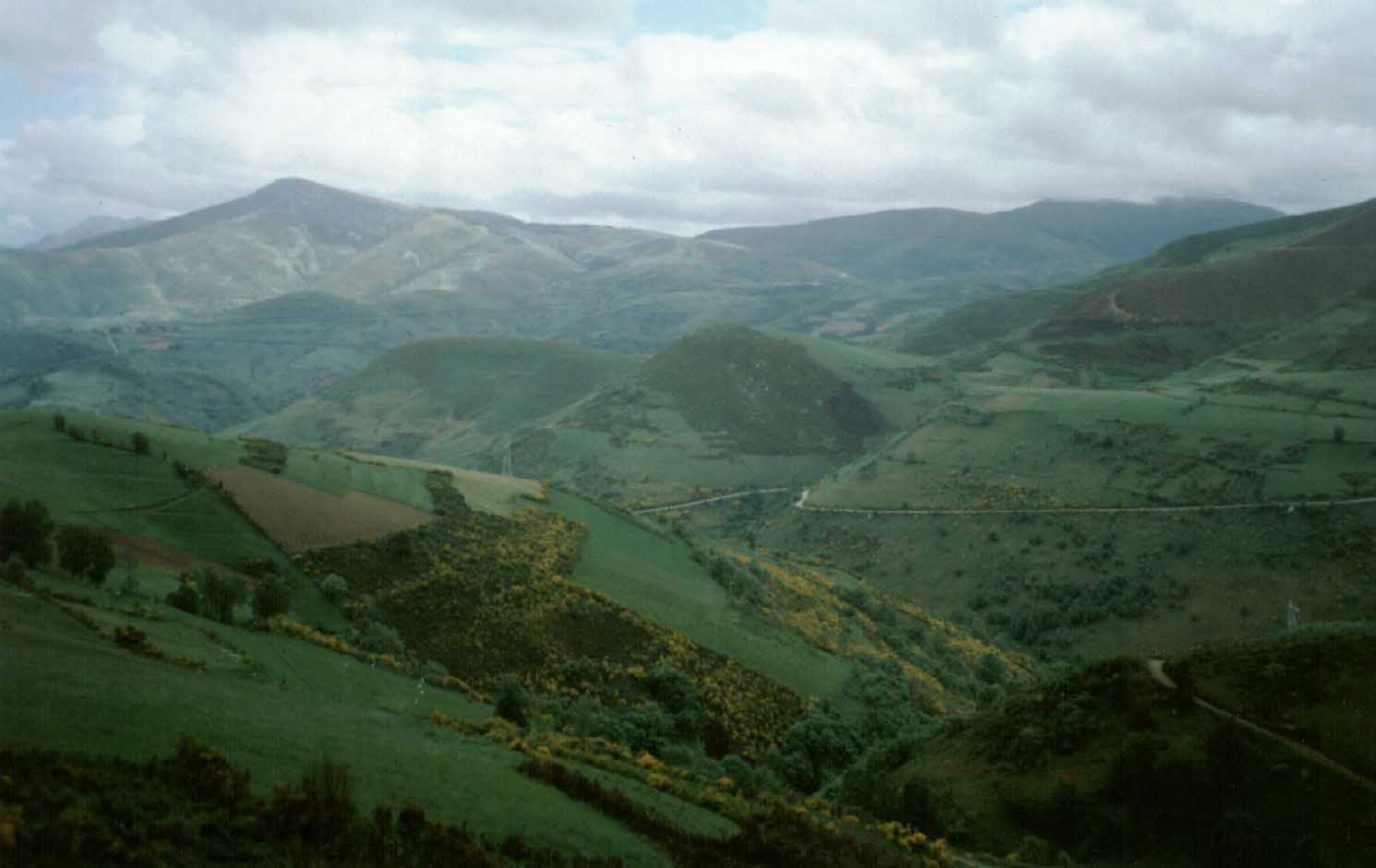S190-Cebreiro.jpg (69565 bytes)