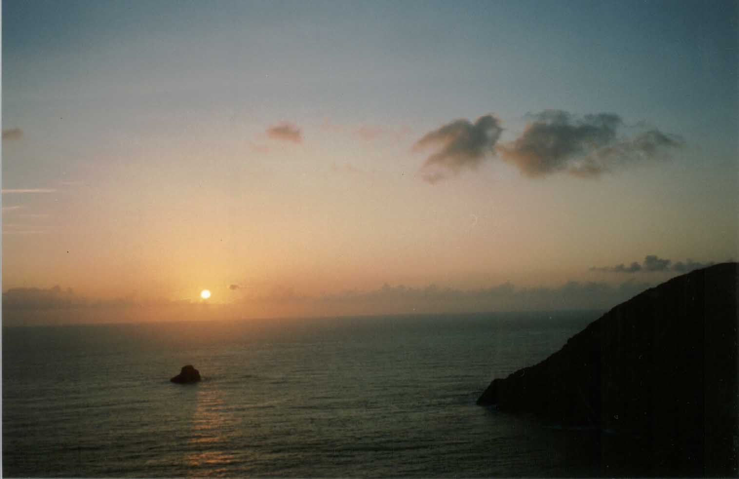 S230-Finisterre.jpg (50293 bytes)