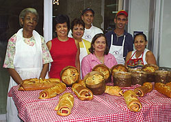 Egresados del Programa de Pan de Jam�n y Panettone