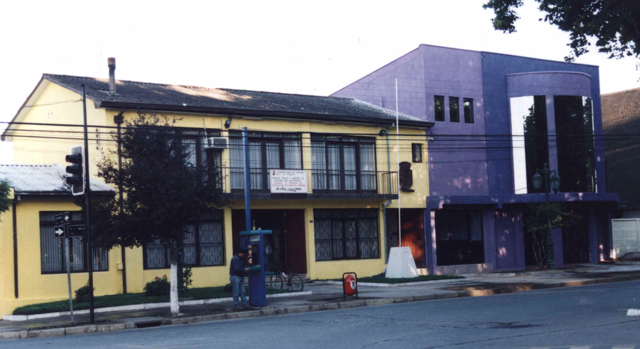 Municipalidad y Teatro Municipal Año 2001
