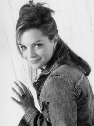 Cute black and white pic of Kimberly