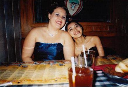 Jenny and Thuy at dinner