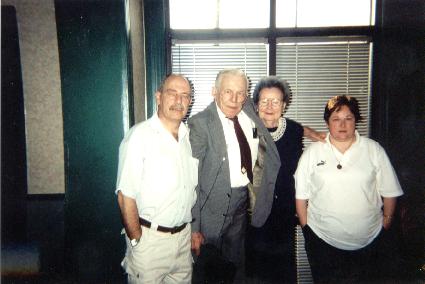 Pazfriends.jpg (21242 bytes)