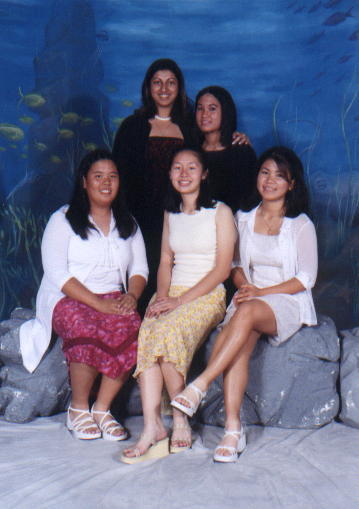 My homecoming picture... I love the background.. it's purtay... any whoo: Simmi, Kat, Vicki, Quyen, and me