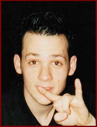 Devil Horns kick***