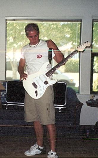 Hey, it's me with my guitar!