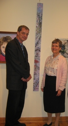 Guests Bob and Marilyn Taylor with Josie's "Slice of Venice"