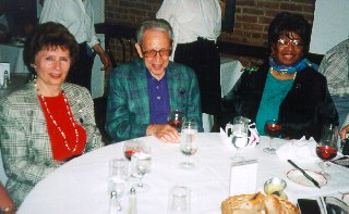 DINNER1.jpg (20775 bytes)