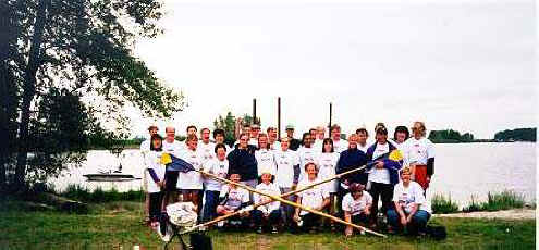 rowingclub980523.jpg (19229 bytes)