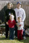fam_kev_shel_hay_kof_cmas01.JPG (8637 bytes)