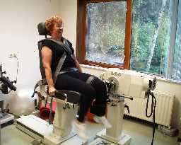 Patient in actie op de Biodex