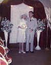 linda_james_wedding_sm.jpg (51220 bytes)