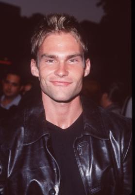 Sean William Scott