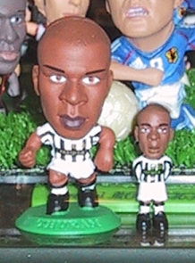 thuram tiny.JPG (65660 bytes)