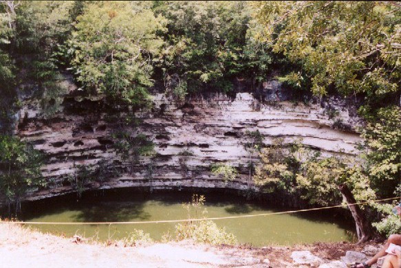 cenote, Chichen Itza
