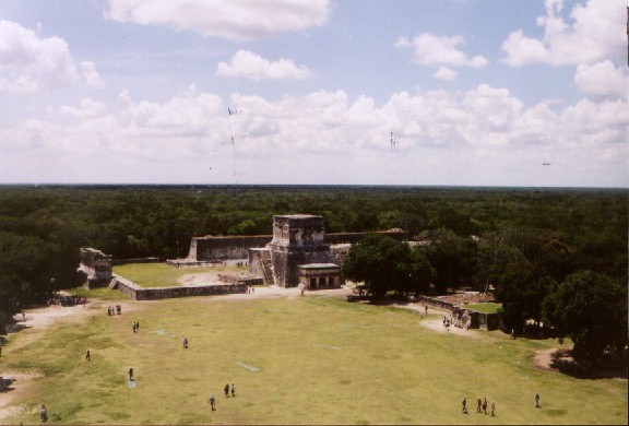 ball court, Chichen Itza