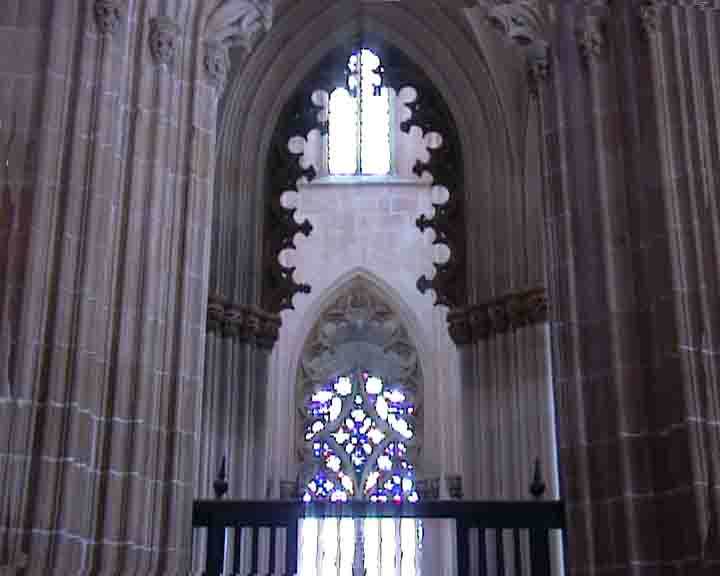Lisbon tours - This is the the door leading to the royal pantheon of portuguese conquerors.