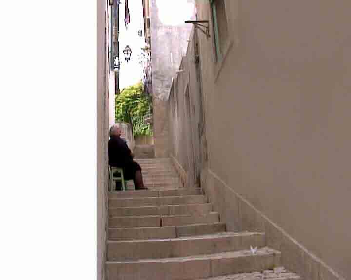 Travel in Portugal: tour guides, tours, excursions and sightseeings in Portugal.