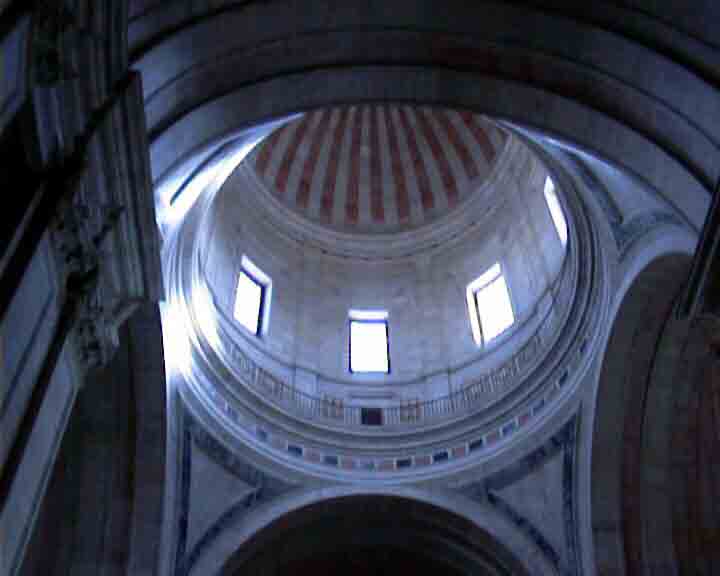 Lisbon private tours- In a Lisbon guided tour, you can come up here and see a superb view.