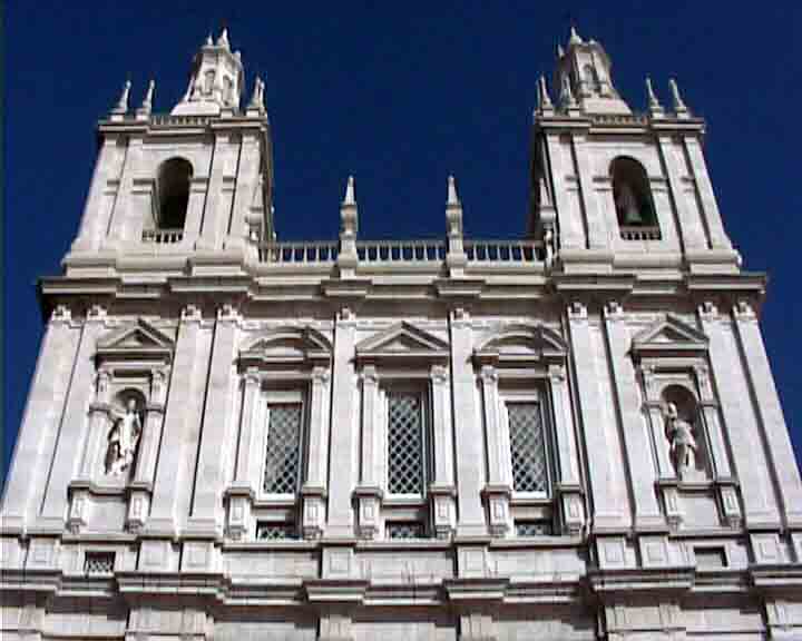 This marble fa�ade is one of the monuments you can see in a Lisbon escorted tour.