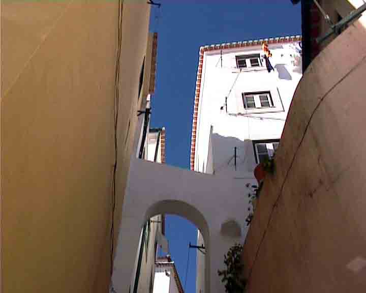 Come with us to Lisboa, Sintra, Estoril, Batalha, Nazare, Obidos, Coimbra and Algarve in the cheapest escorted vacations.