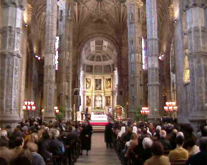 Lisbon excursions - Masses in this 500 years old church are breathtaking.