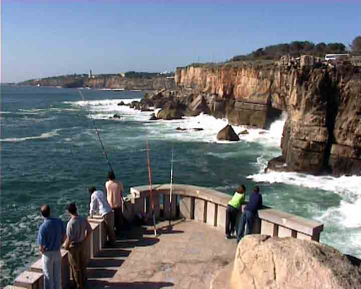 Lisbon private tours - nice place to fish in the Mouth of Hell, near Cascais.