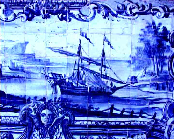 Caravels used to arrive not far frm Sintra, returning from their trips. Tours of Lisbon. Lisbon sightseeing tours and many guided excursions and tours in Portugal. Deluxe tours and cheap prices.