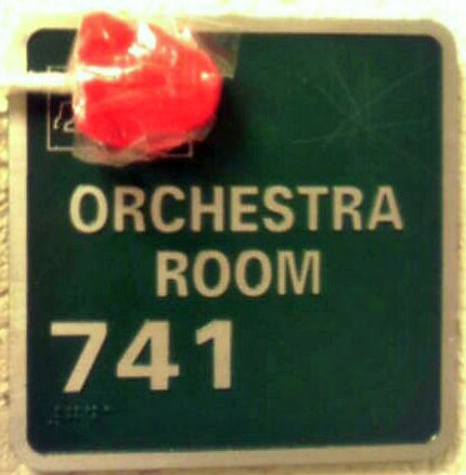 Like everyone else SHOULD, Willie S. knows the value of a good Orchestra.