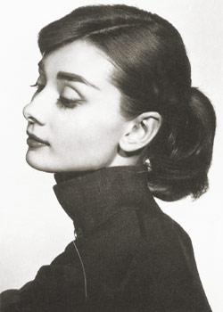 Audrey Hepburn (RIP), star of major motion picture "Breakfast at Tiffany's, is a TEAL peep!