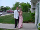 JulieAndyPromOutsideFull.jpg (71389 bytes)