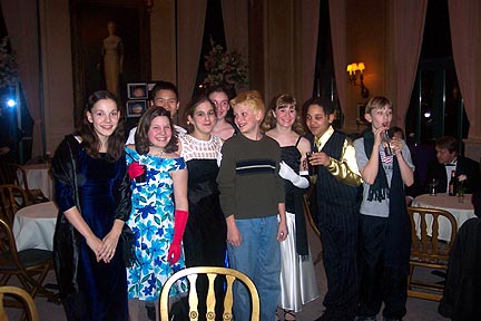 group8.jpg (67144 bytes)