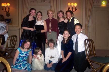 group9.jpg (63171 bytes)