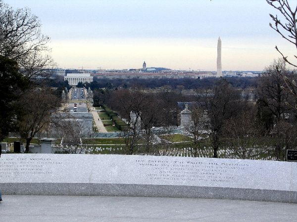 Monument4.jpg, 68505 bytes, 1/18/2004