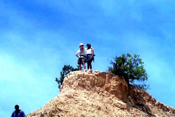 23TopWorld.jpg, 46088 bytes, 5/28/02