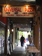 Universal Pizza