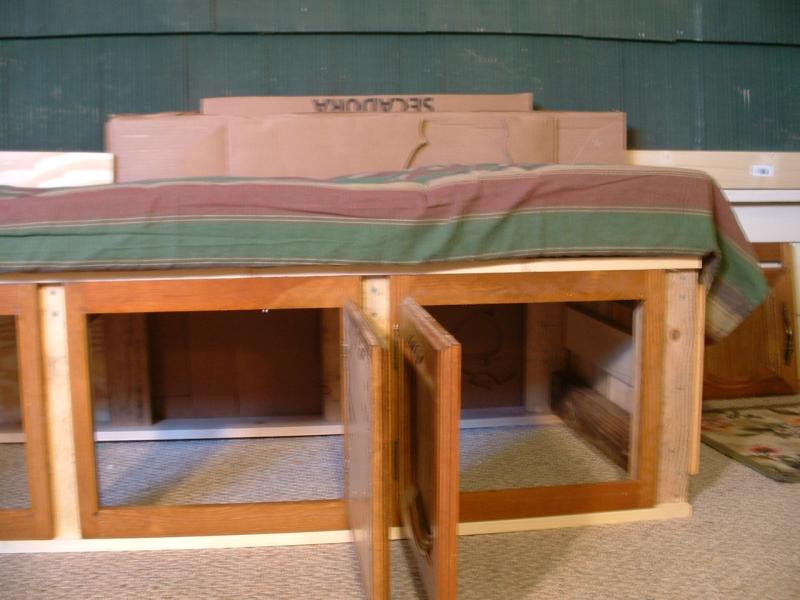 bench seat cabinets