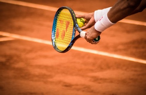 tennis racket