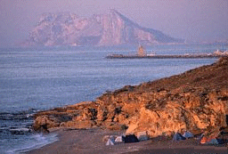 El pe&ntilde;on during sunset