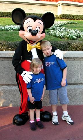 M-I-C--K-E-Y----MOUSE!