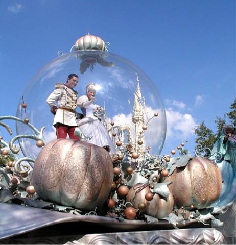 Cinderella and the Prince in the Parade