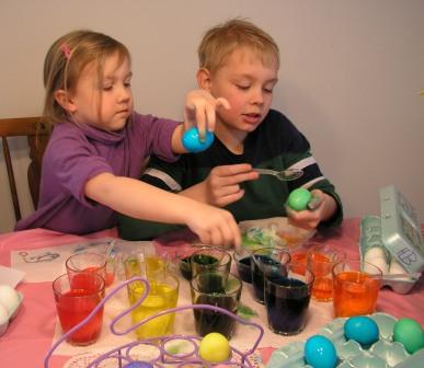 Coloring eggs