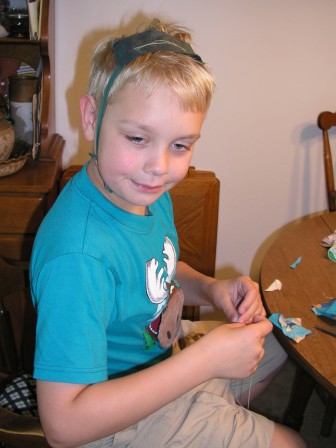 Jeffery sews a "sick patch" (as seen in the 1776 movie)