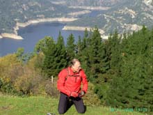 Santuari del Coll, al fons el pant� de Susqueda