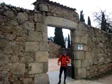 El Quimet davant del Santuari del Corredor