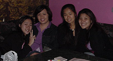 @ kArAOkE hut
