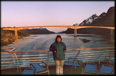 Some same kind of bridges more than 1000 meters long and some 40 meters high
